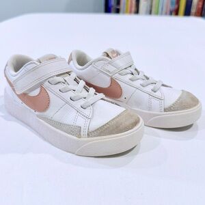 Nike Blazer Low 77 Sneakers Girls 11.5 Leather White Metallic Red Bronze Velcro